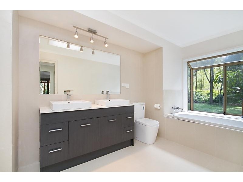 406 Tallebudgera Creek Road, Tallebudgera Valley QLD 4228