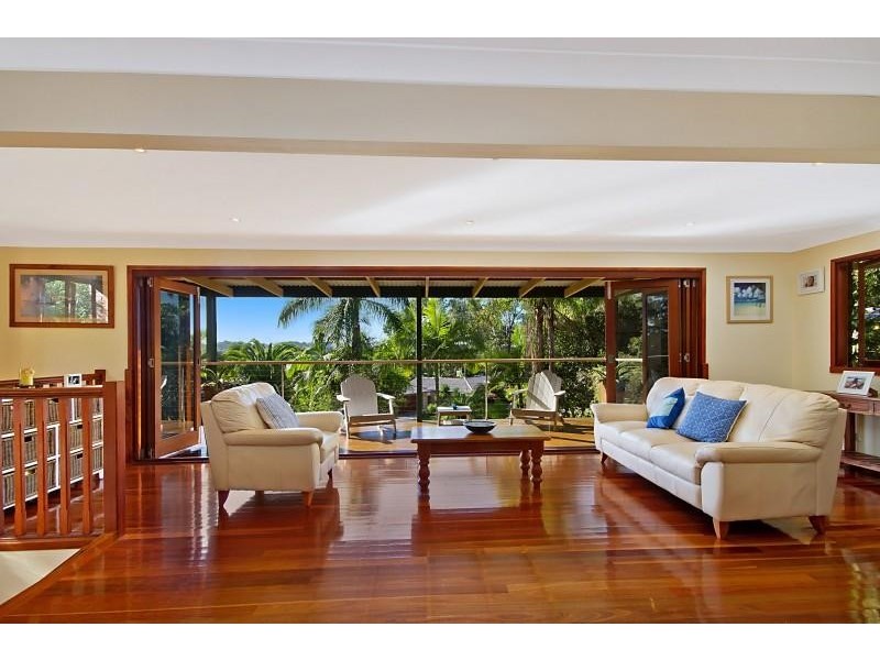 5 Gough Place, Currumbin Waters QLD 4223