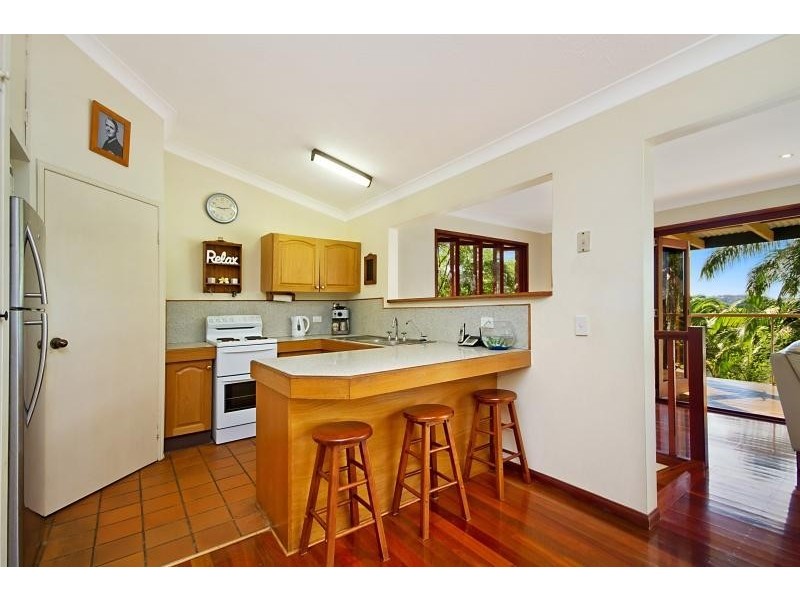 5 Gough Place, Currumbin Waters QLD 4223