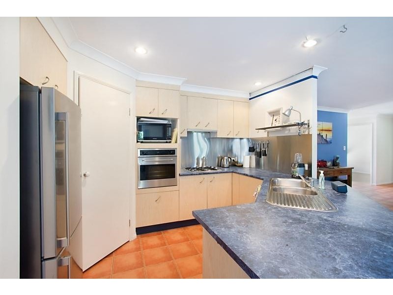 181 K P McGrath Drive, Elanora QLD 4221