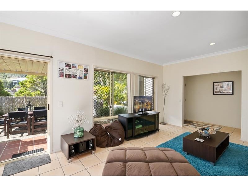 14 Wuruma Court, Elanora QLD 4221