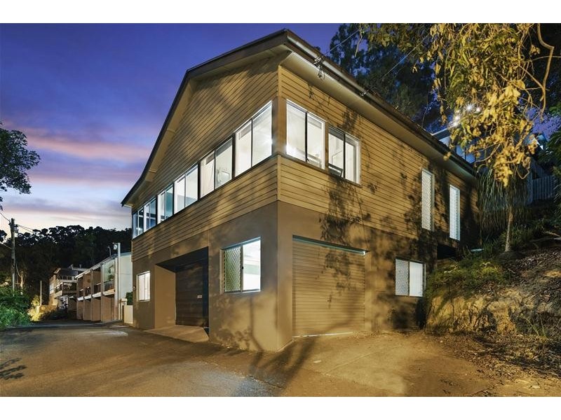 14 Duringan Street, Currumbin QLD 4223