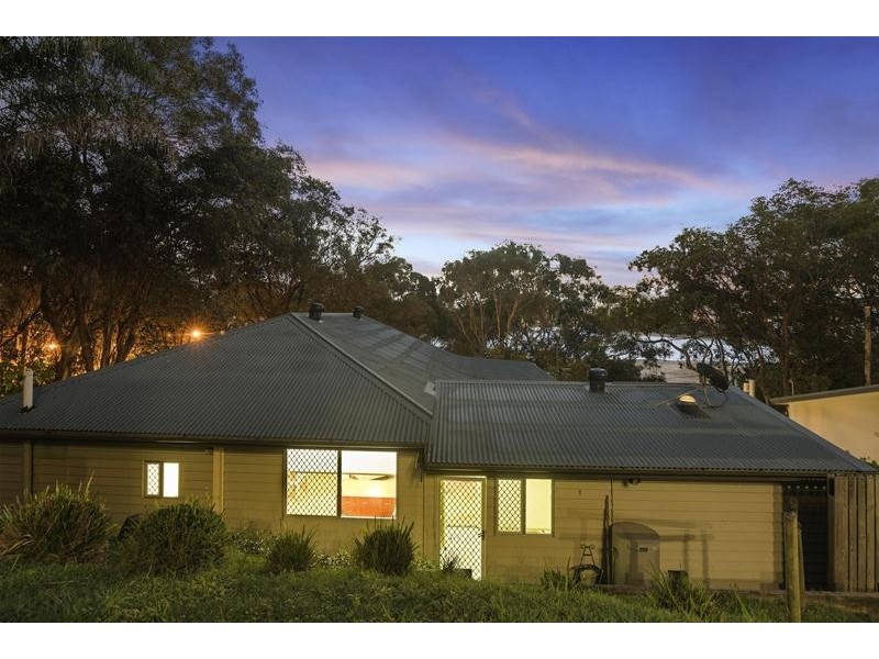 14 Duringan Street, Currumbin QLD 4223