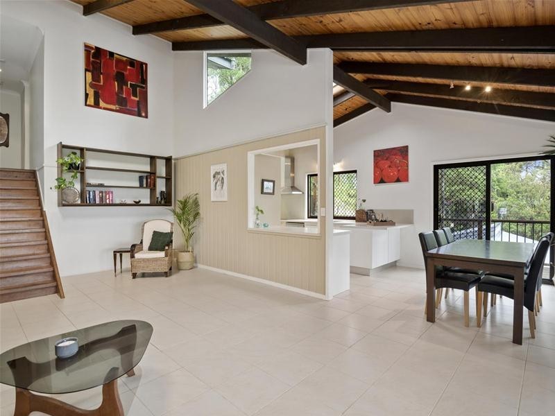 128 Simpsons Road, Currumbin Waters QLD 4223