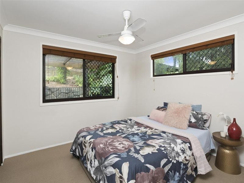 128 Simpsons Road, Currumbin Waters QLD 4223