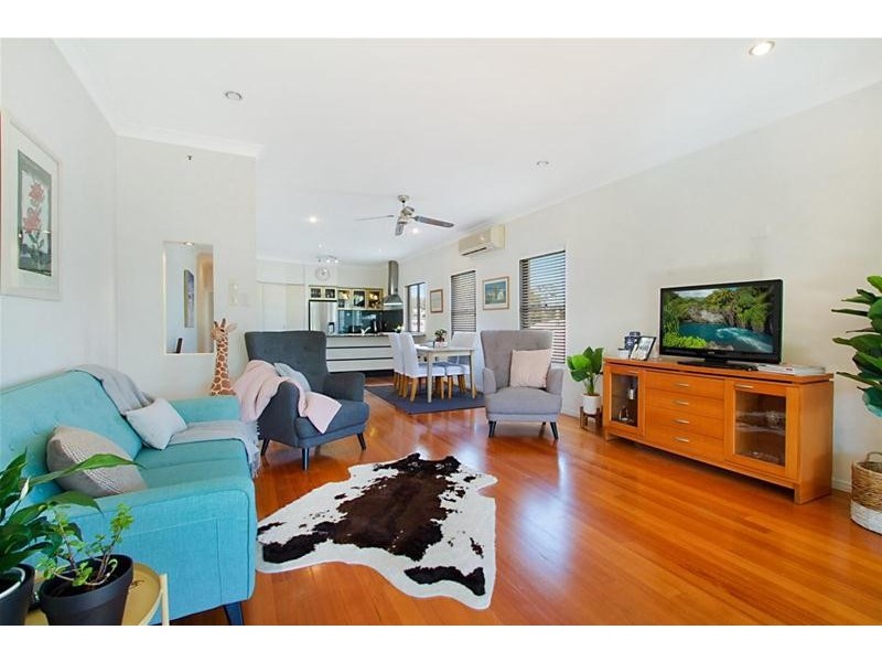 2/75 Laguna Avenue, Palm Beach QLD 4221