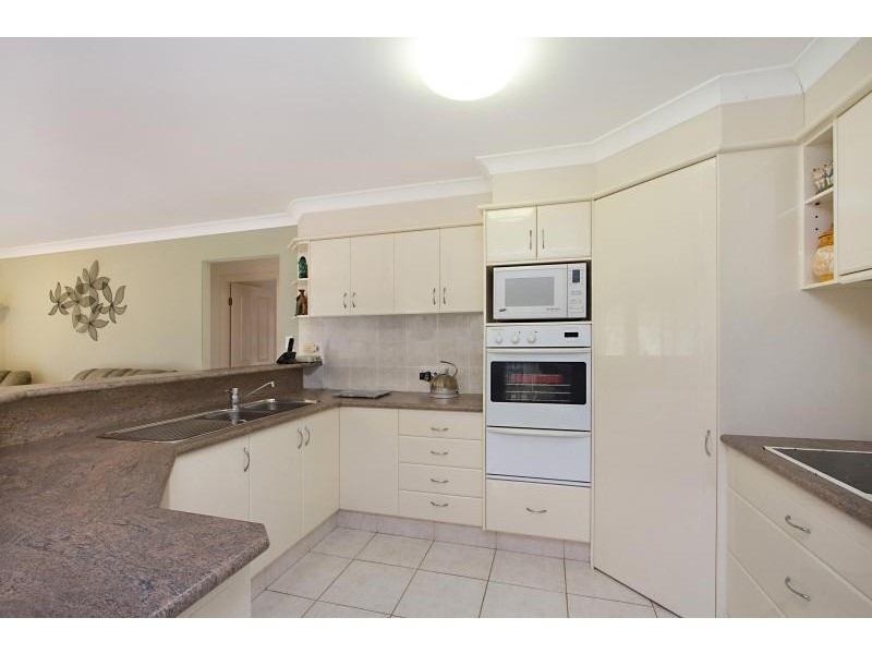 46 Ottelia Drive, Elanora QLD 4221