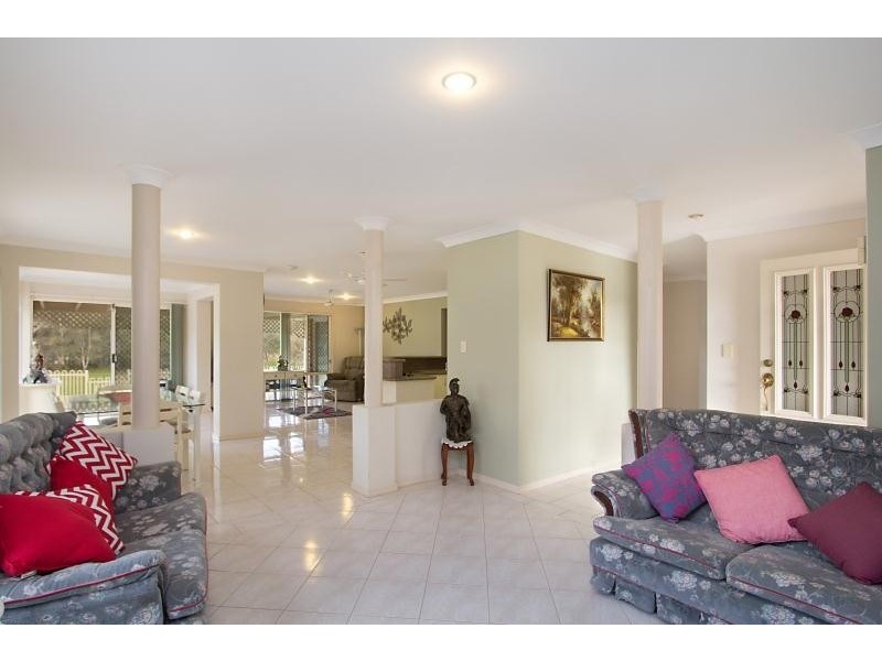 46 Ottelia Drive, Elanora QLD 4221