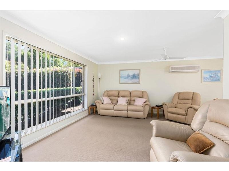 36 Tipuana Drive, Elanora QLD 4221