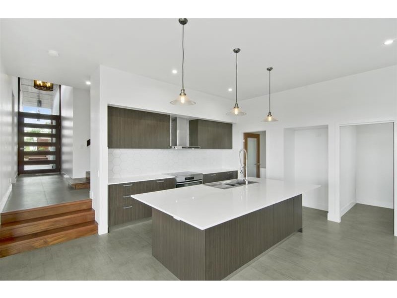 6 Coronata Place, Reedy Creek QLD 4227