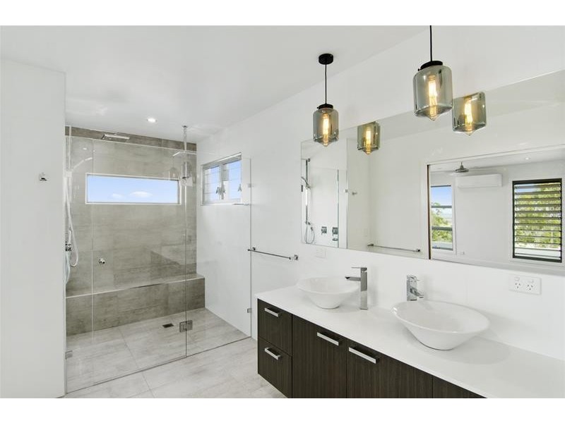 6 Coronata Place, Reedy Creek QLD 4227