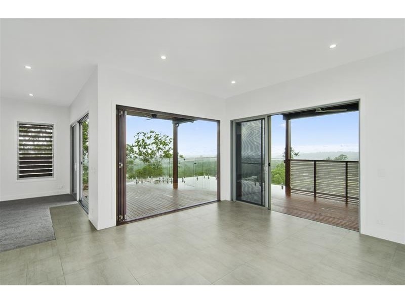 6 Coronata Place, Reedy Creek QLD 4227