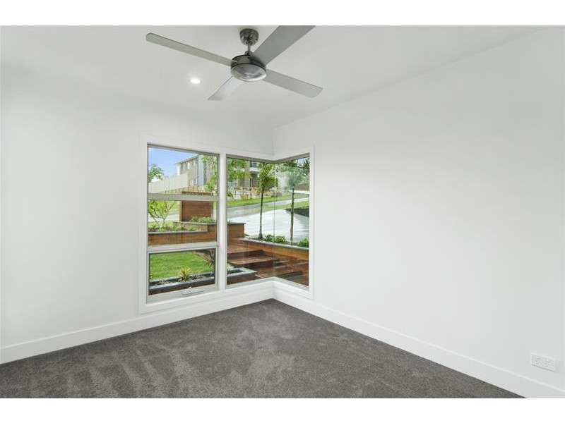 6 Coronata Place, Reedy Creek QLD 4227