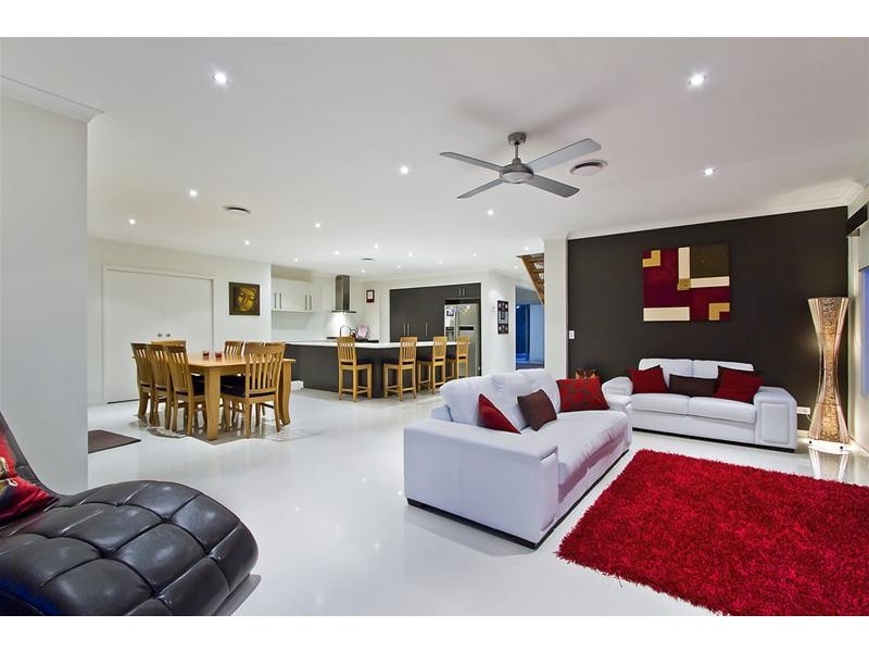 17 Skywatch Circuit, Reedy Creek QLD 4227