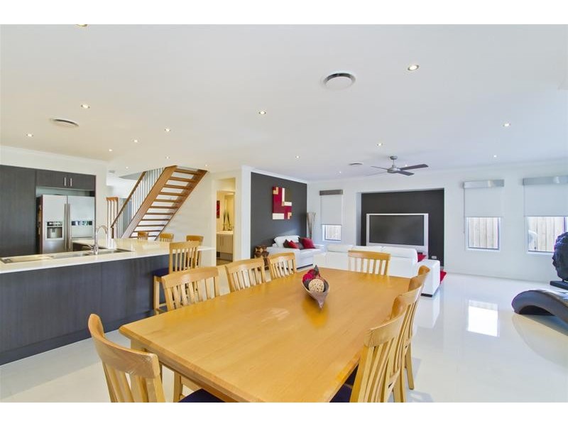 17 Skywatch Circuit, Reedy Creek QLD 4227