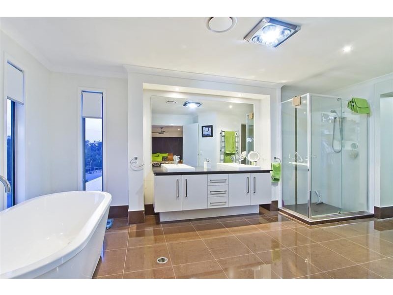 17 Skywatch Circuit, Reedy Creek QLD 4227