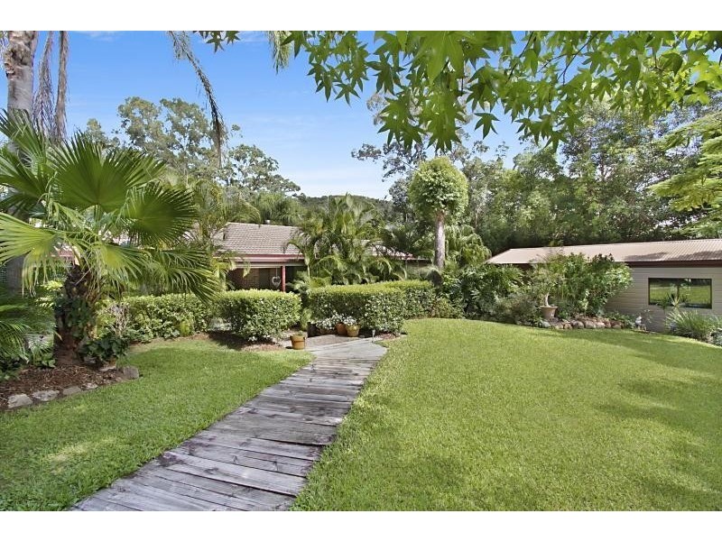 22 Coorabin Court, Tallebudgera QLD 4228