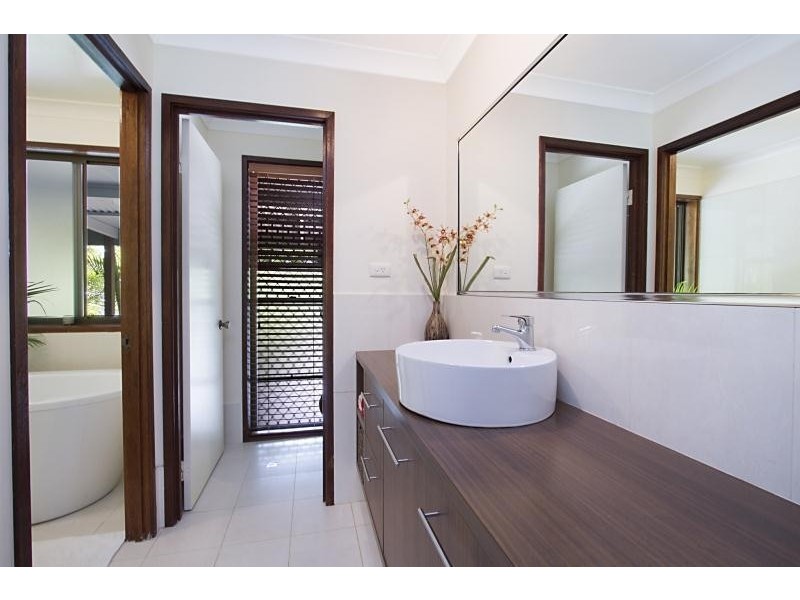 22 Coorabin Court, Tallebudgera QLD 4228