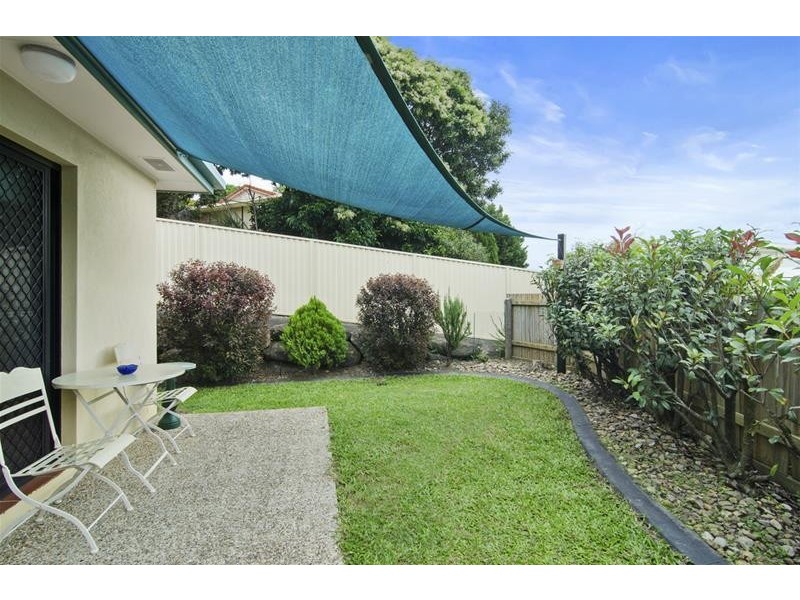 2/16 Wuruma Court, Elanora QLD 4221