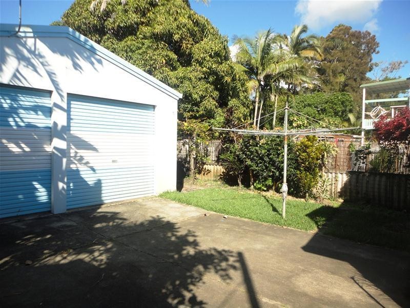 36 Seventh Avenue, Palm Beach QLD 4221