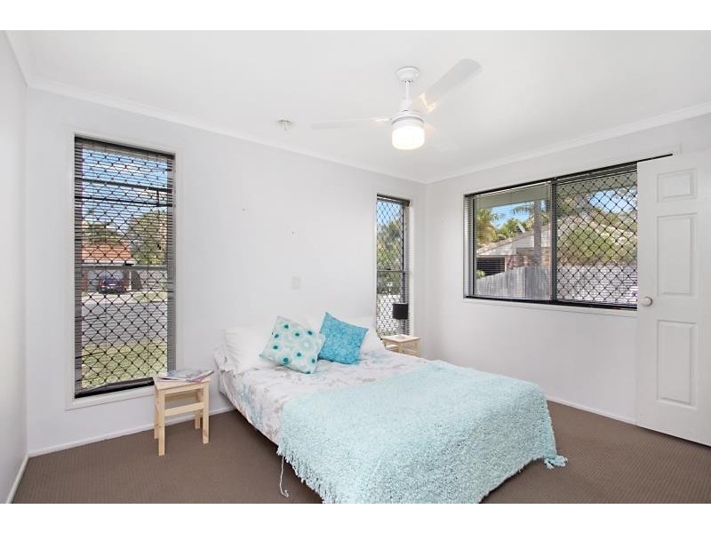 7 Gladful Court, Varsity Lakes QLD 4227