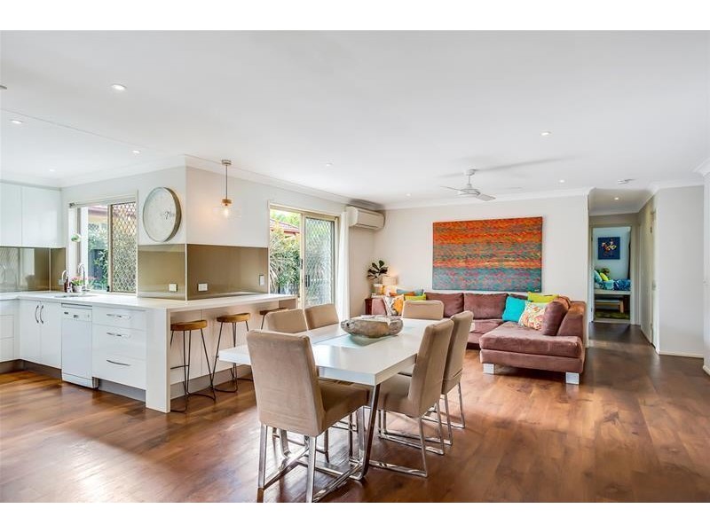 40 Tussock Crescent, Elanora QLD 4221