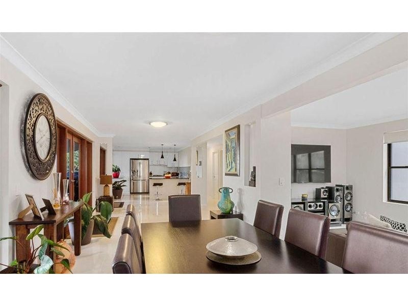 70 Simpsons Road, Currumbin Waters QLD 4223