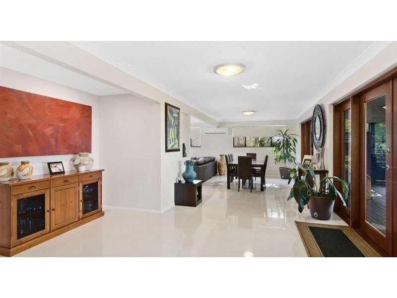 70 Simpsons Road, Currumbin Waters QLD 4223