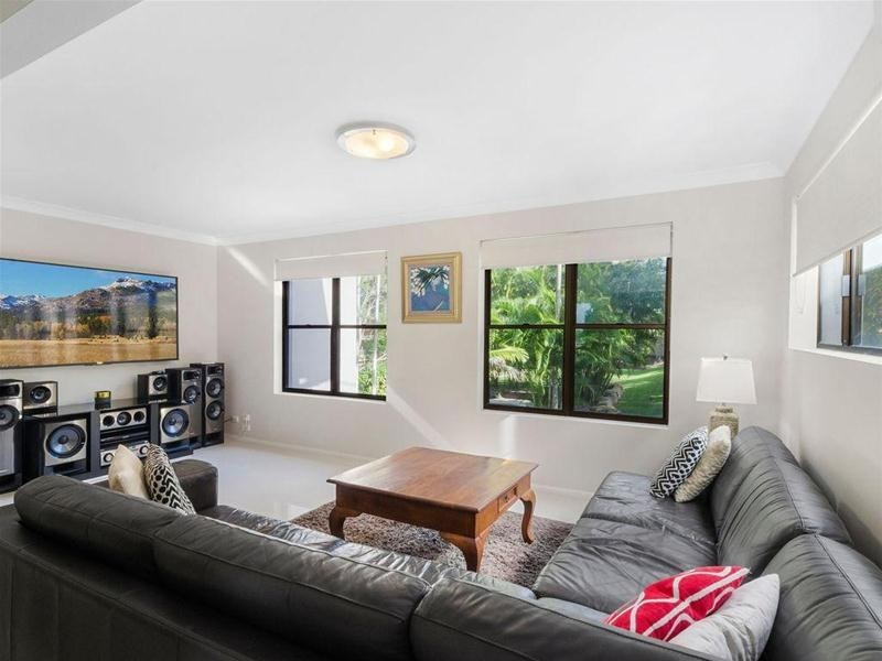 70 Simpsons Road, Currumbin Waters QLD 4223