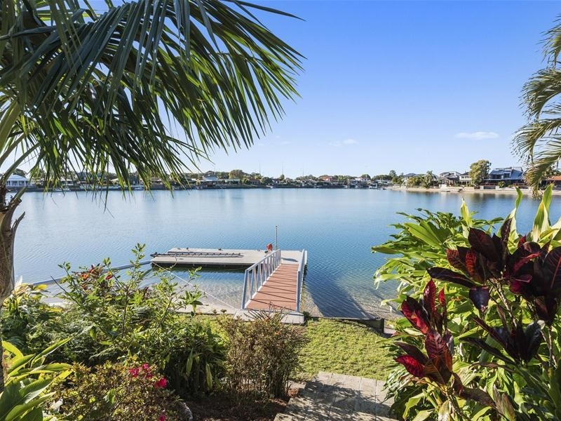 5 Linden Court, Palm Beach QLD 4221