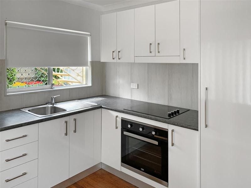 1/15 Havana Key, Broadbeach Waters QLD 4218