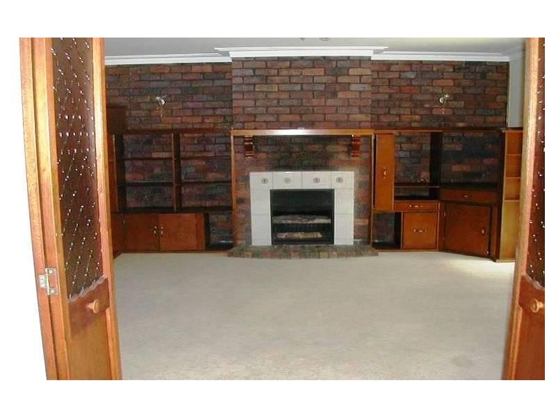 15 Foothill Street, Elanora QLD 4221