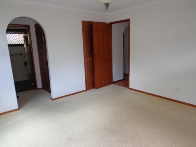 15 Foothill Street, Elanora QLD 4221