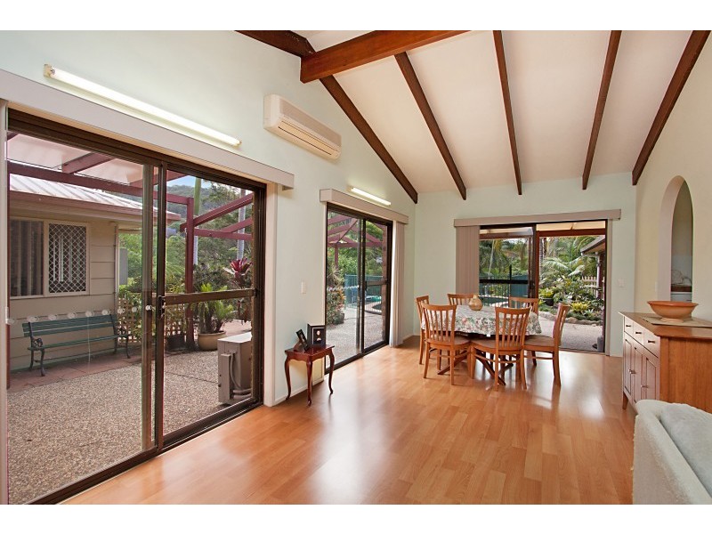 20 Coorabin Court, Tallebudgera QLD 4228