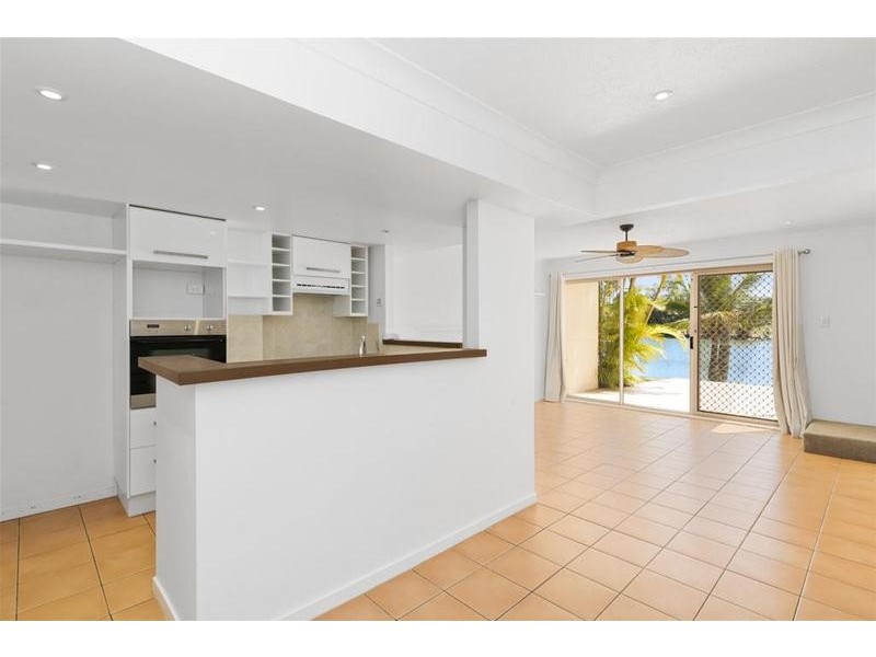 9/2-10 Coolgardie Street, Elanora QLD 4221