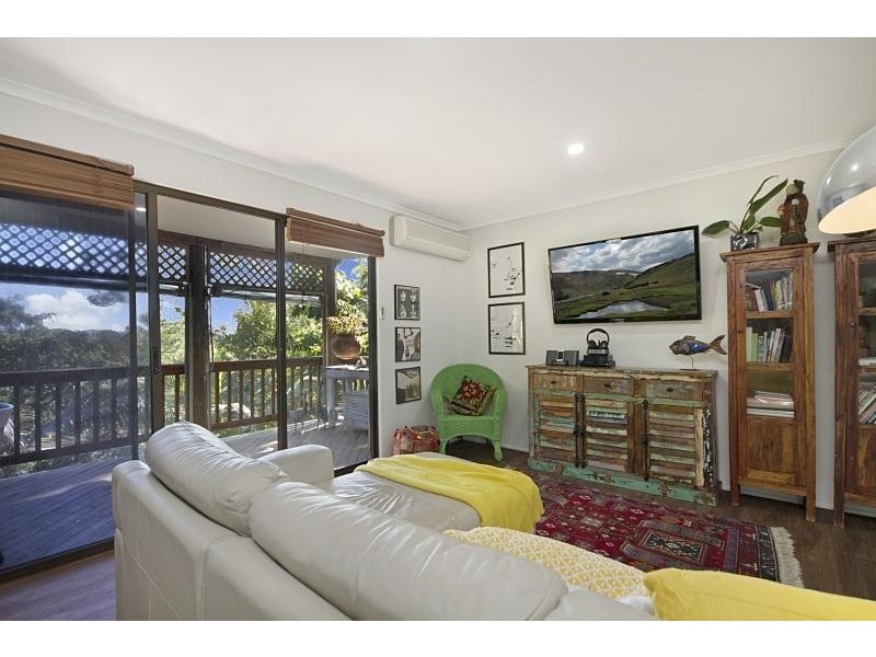 7 Doubleview Drive, Elanora QLD 4221