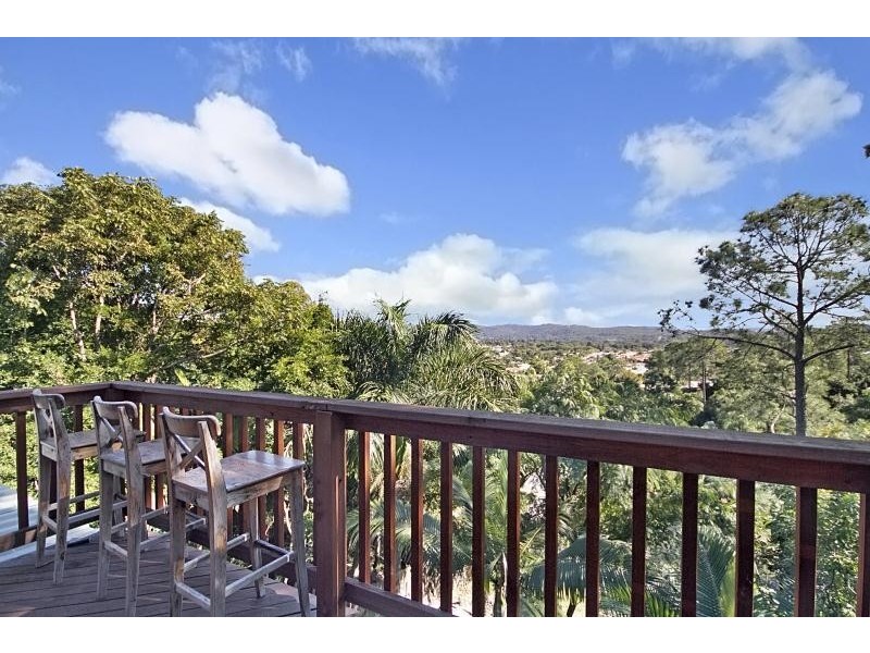 7 Doubleview Drive, Elanora QLD 4221