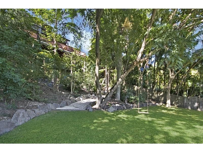 7 Doubleview Drive, Elanora QLD 4221