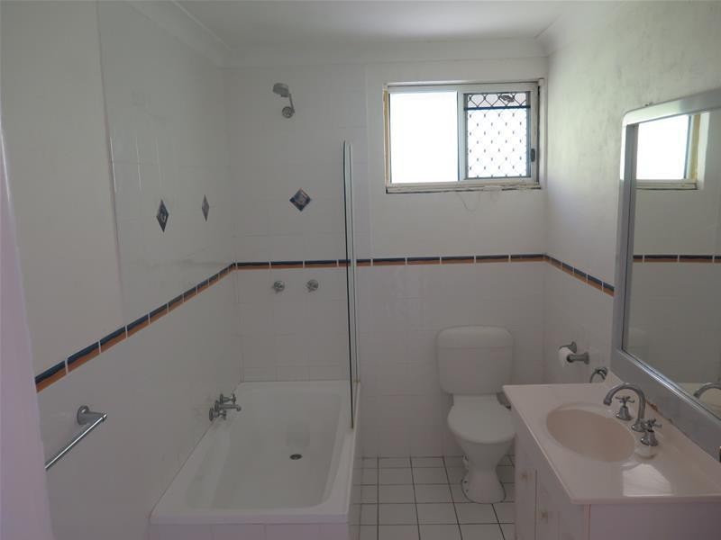 8 Pardalote Place, Currumbin Waters QLD 4223