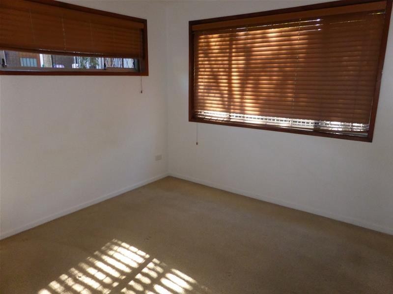 2/9 Twenty Eighth Avenue, Palm Beach QLD 4221