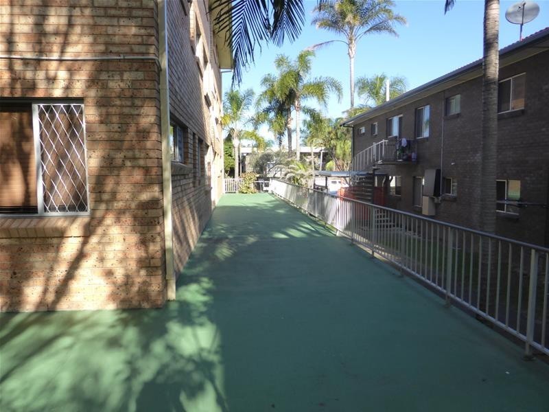 2/9 Twenty Eighth Avenue, Palm Beach QLD 4221