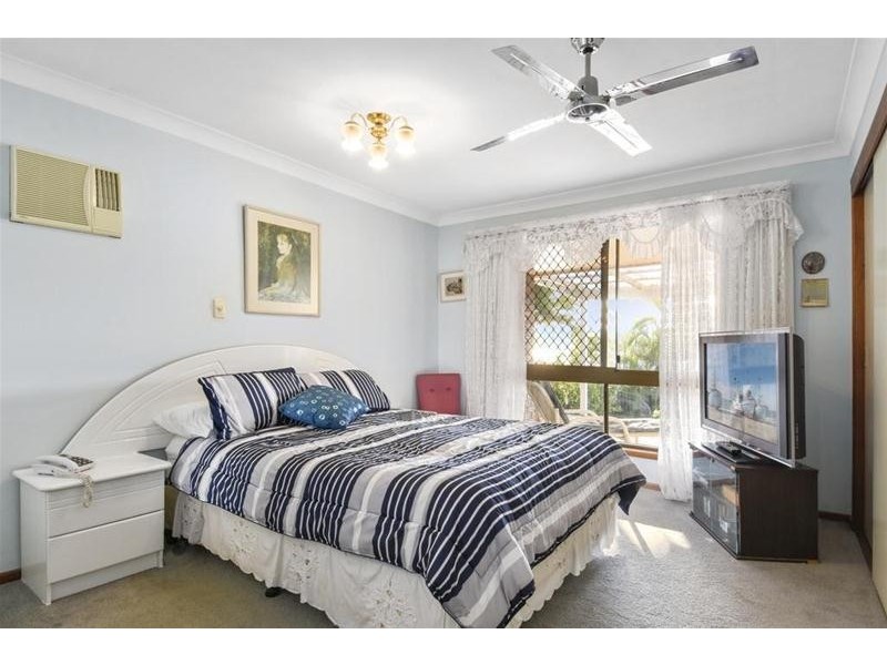 21 Ironbark Street, Elanora QLD 4221