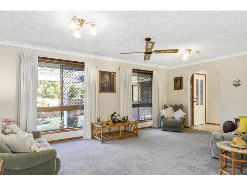 21 Ironbark Street, Elanora QLD 4221