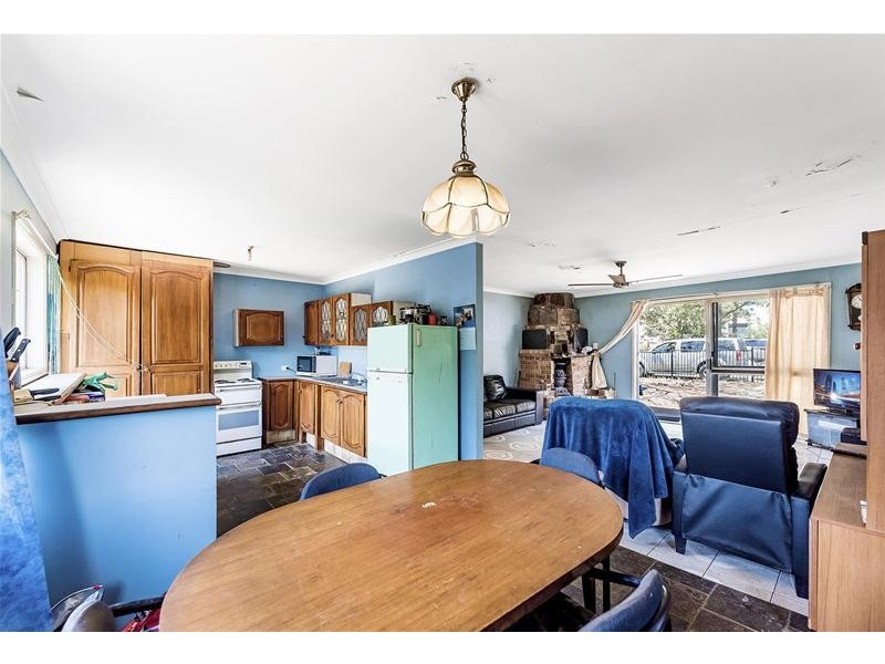 8 Noojee Street, Currumbin Waters QLD 4223