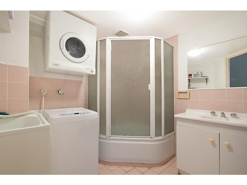 6/14 Mawarra Street, Palm Beach QLD 4221