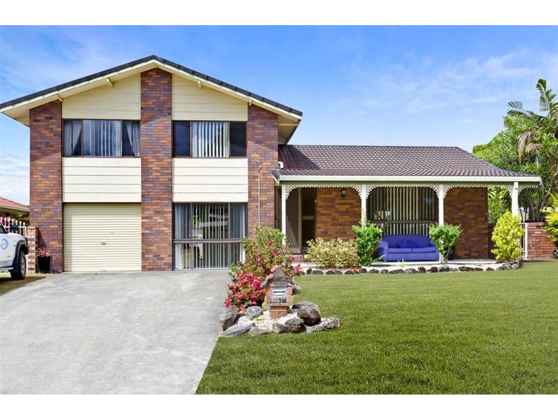 3 Ling Place, Palm Beach QLD 4221