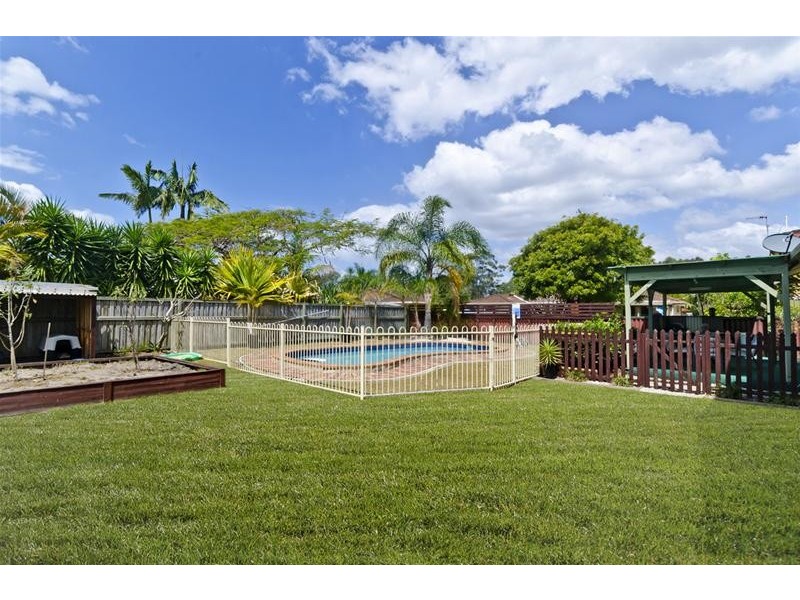 3 Ling Place, Palm Beach QLD 4221