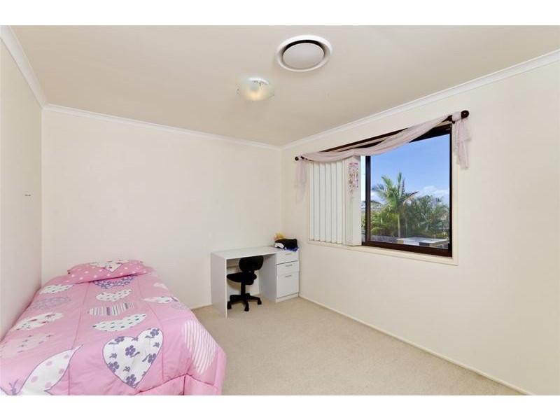 3 Ling Place, Palm Beach QLD 4221