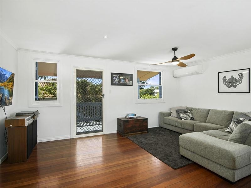 21 Elizabeth Street, Currumbin Waters QLD 4223