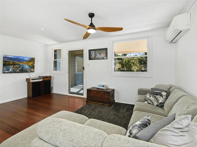 21 Elizabeth Street, Currumbin Waters QLD 4223